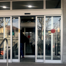 Koelliker Hospital in Turin, Italy chooses FAAC A1400 automatic door with integrated air curtain